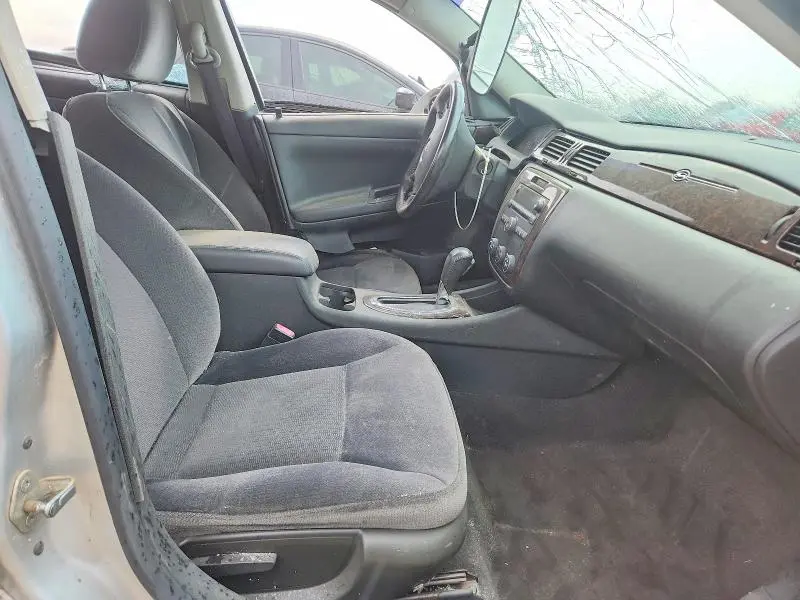 2013 CHEVROLET IMPALA LT  