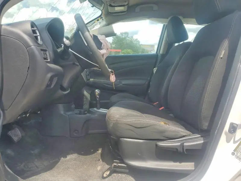 2017 NISSAN VERSA 1.6 SV  