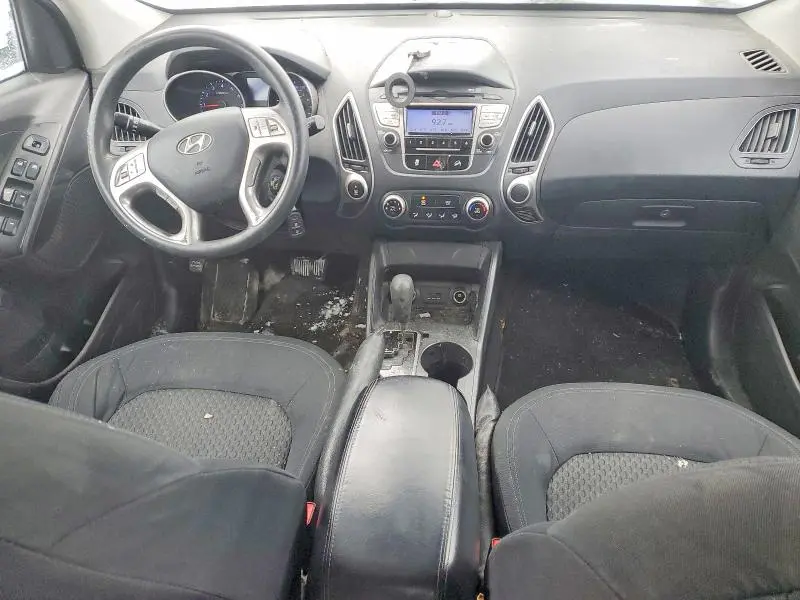 2011 HYUNDAI TUCSON GL  