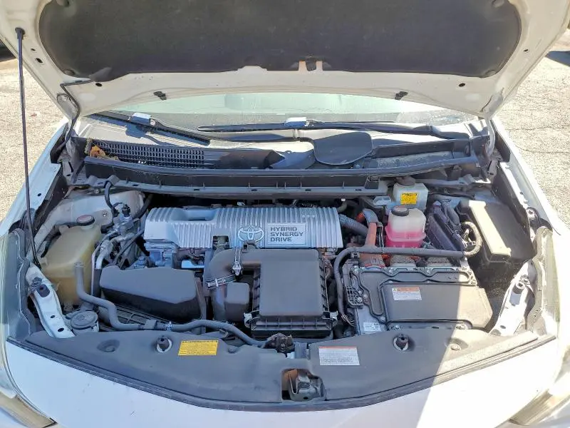 2015 TOYOTA PRIUS V TWO  
