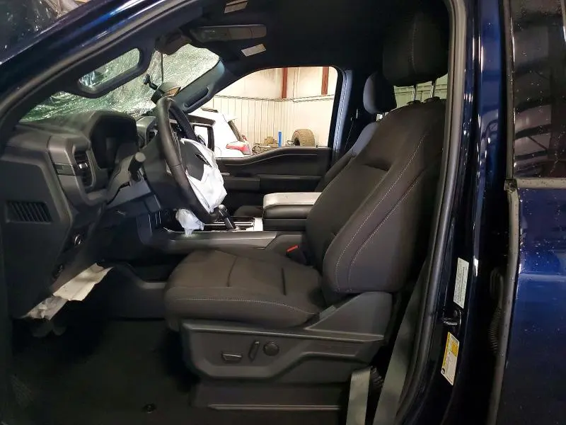 2025 FORD F150 XLT  