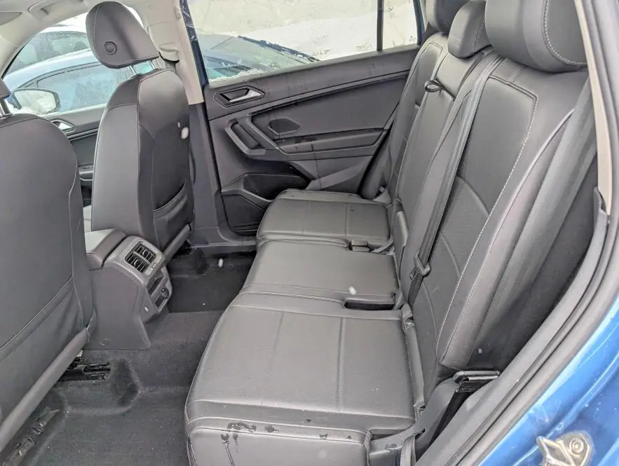 2020 VOLKSWAGEN TIGUAN SE  