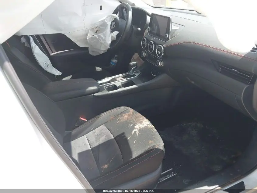 2024 NISSAN SENTRA SR XTRONIC CVT