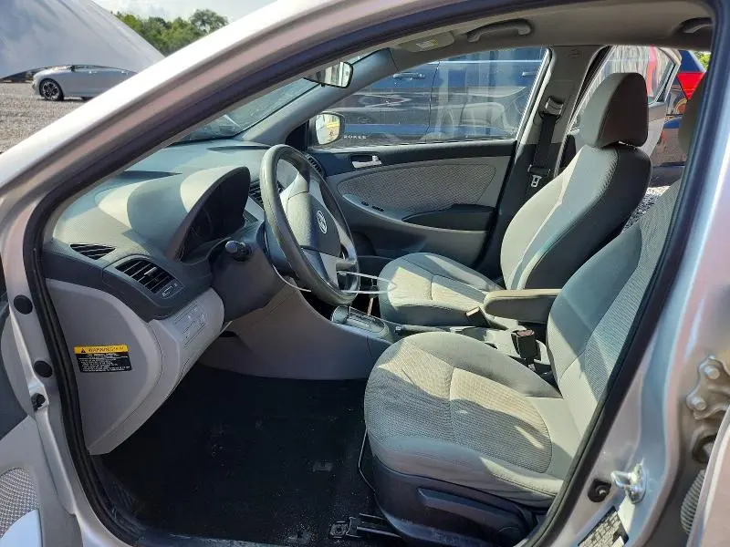 2013 HYUNDAI ACCENT GLS  