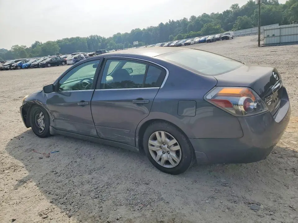 2010 NISSAN ALTIMA   