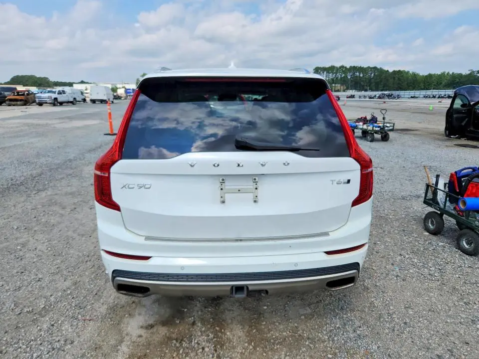2016 VOLVO XC90 T6  