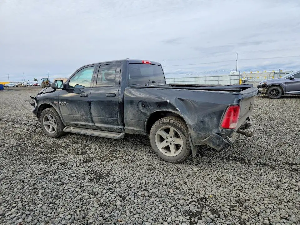 2014 RAM 1500 ST  