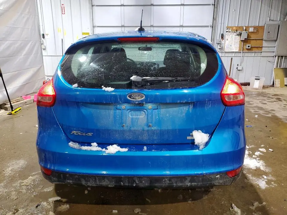 2016 FORD FOCUS SE  