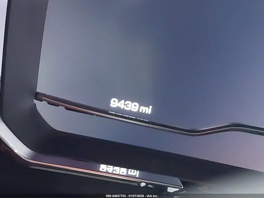 2025 GMC SIERRA 1500 4WD  SHORT BOX SLT