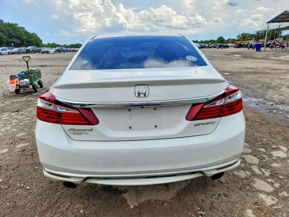 2017 HONDA ACCORD SPORT  