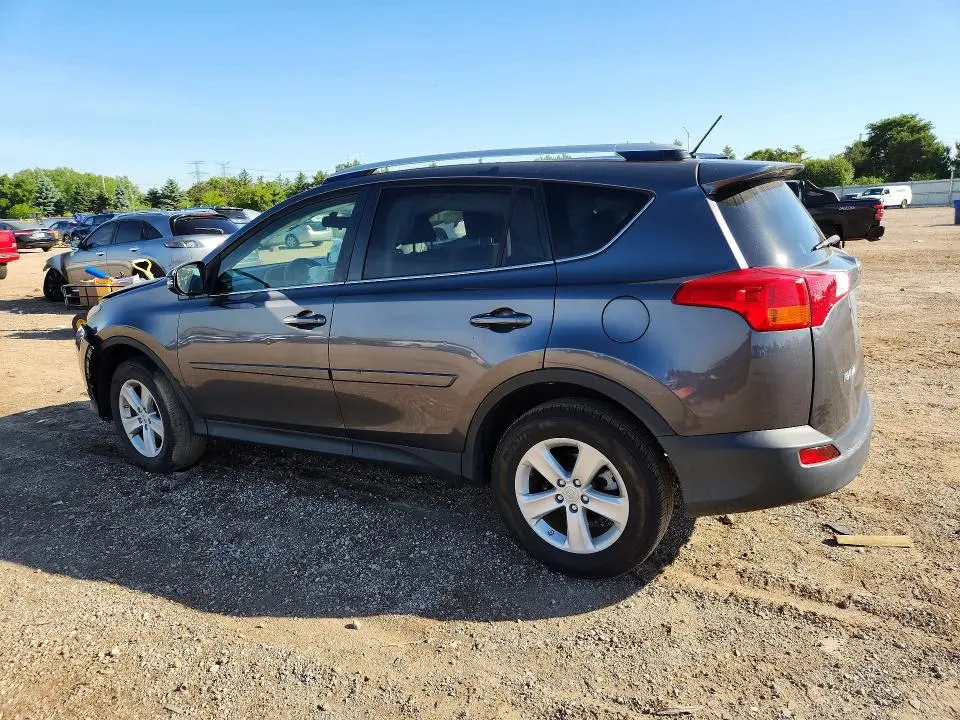 2014 TOYOTA RAV4 XLE  