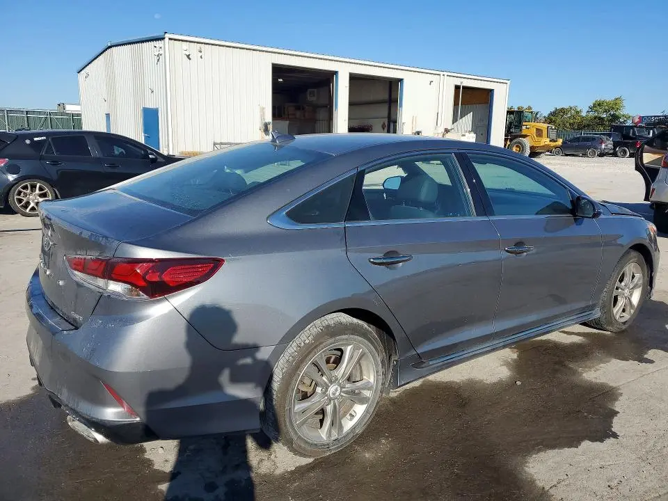 2019 HYUNDAI SONATA SPORT  