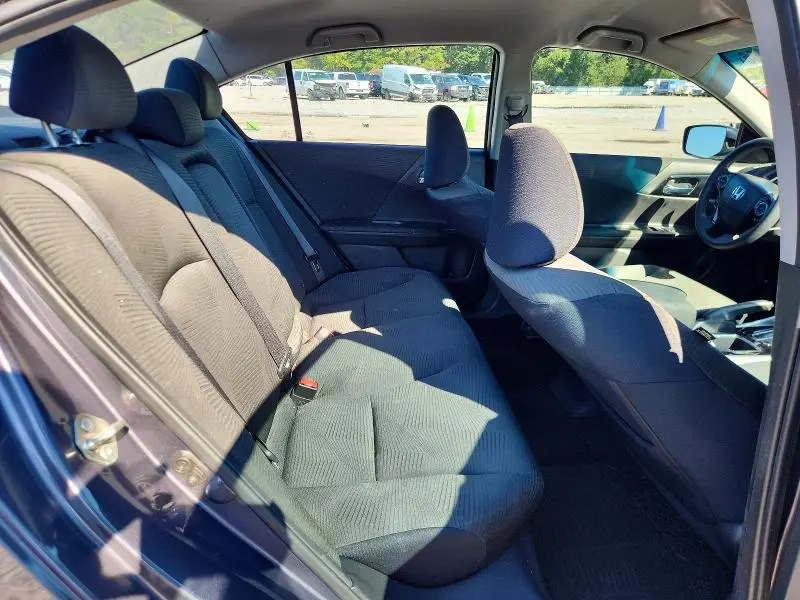 2017 HONDA ACCORD LX  