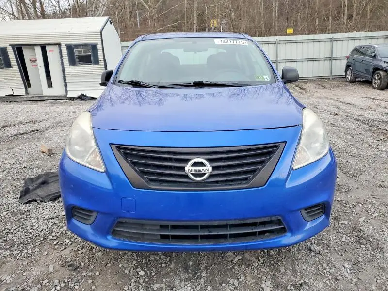 2013 NISSAN VERSA S  