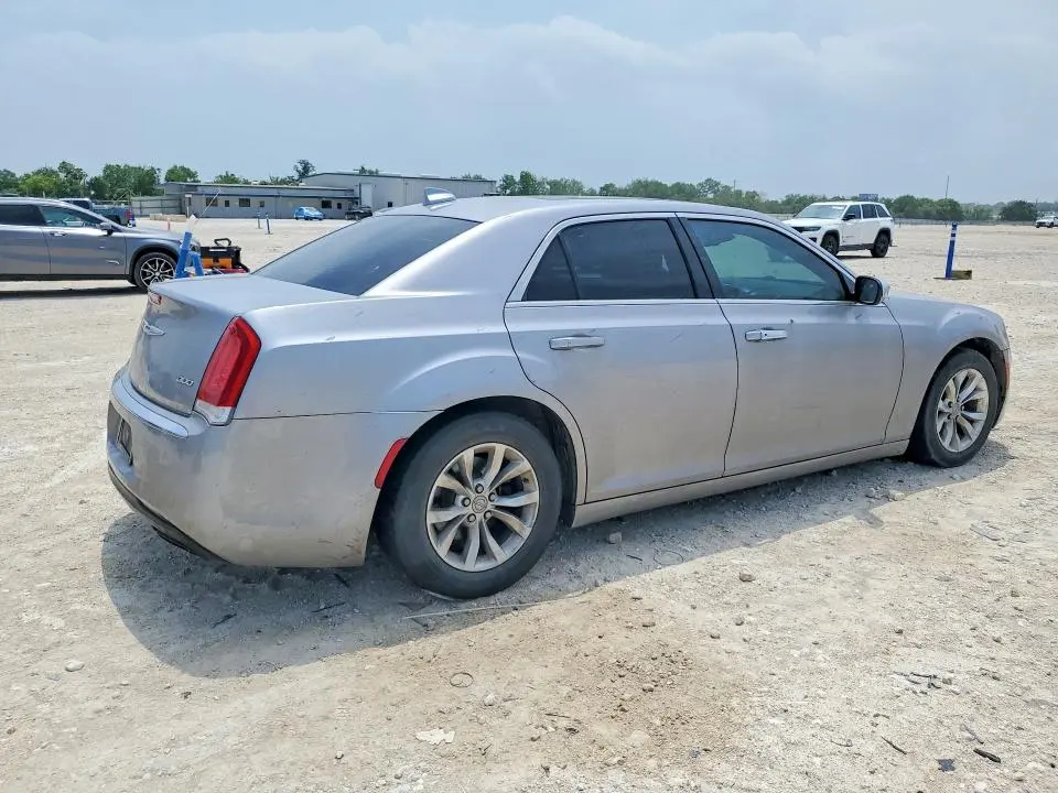 2016 CHRYSLER 300 LIMITED  