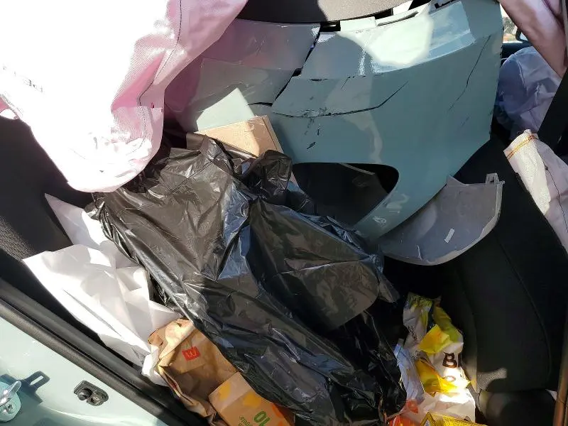 2025 HYUNDAI VENUE SE  