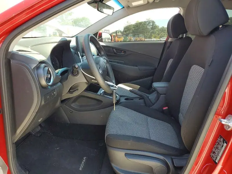 2022 HYUNDAI KONA SE  
