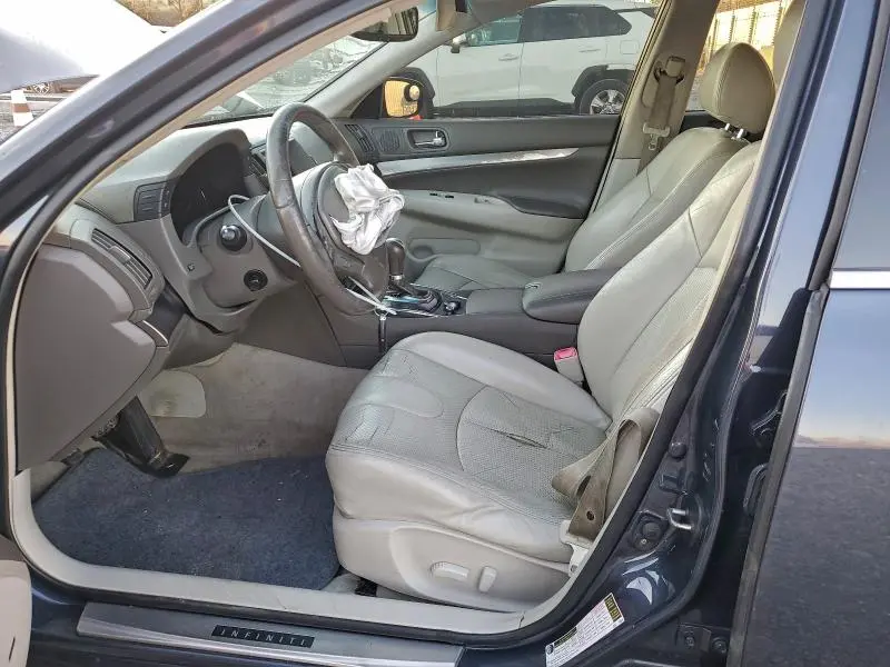 2010 INFINITI G37 BASE  