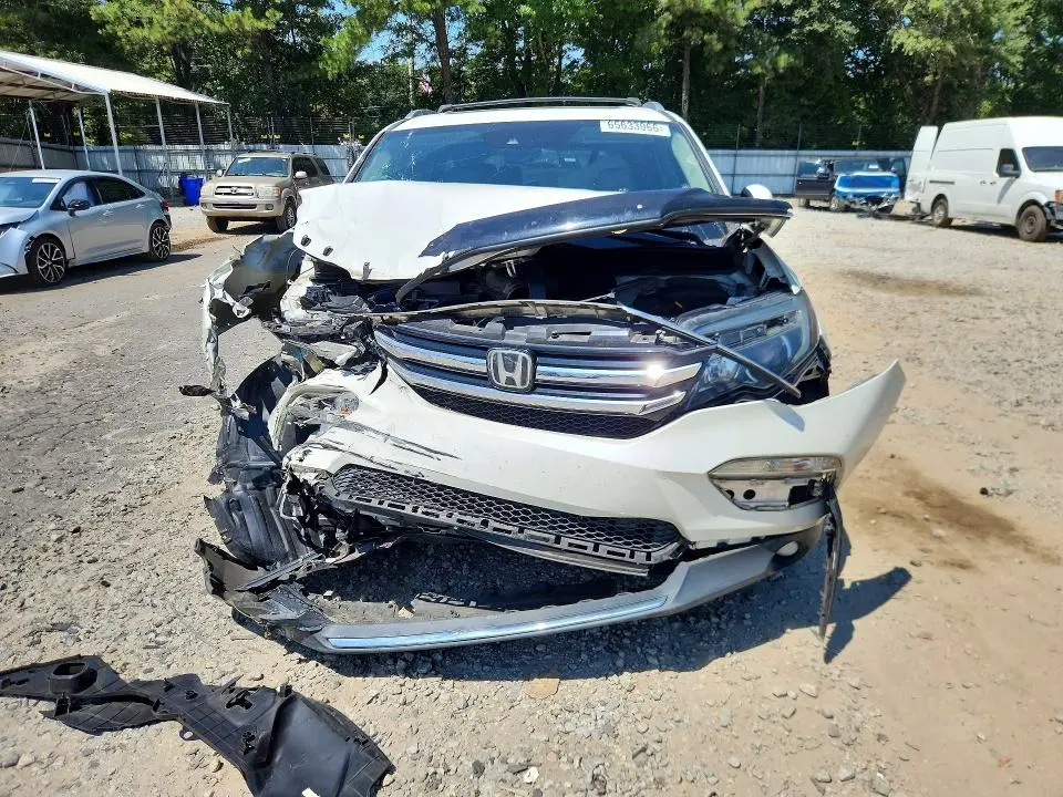 2017 HONDA PILOT TOURING  