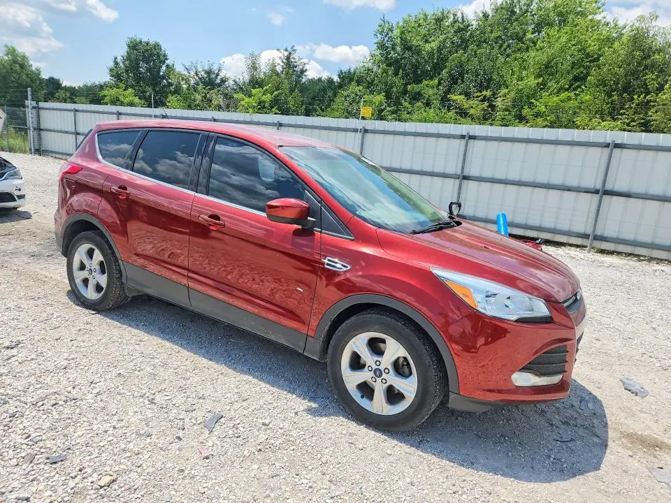 2016 FORD ESCAPE SE  