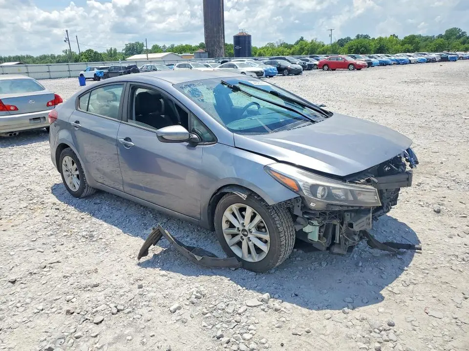 2017 KIA FORTE S  
