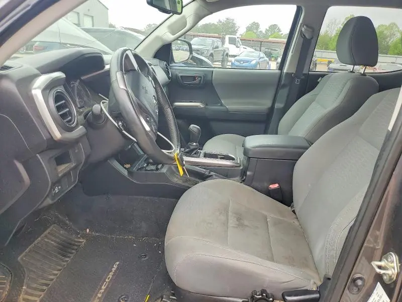 2017 TOYOTA TACOMA SR5 V6  
