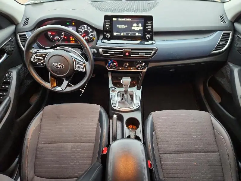 2021 KIA SELTOS S  