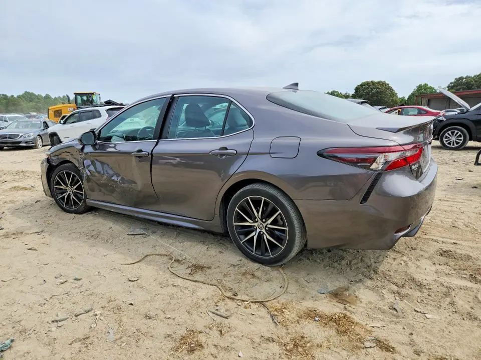 2022 TOYOTA CAMRY   