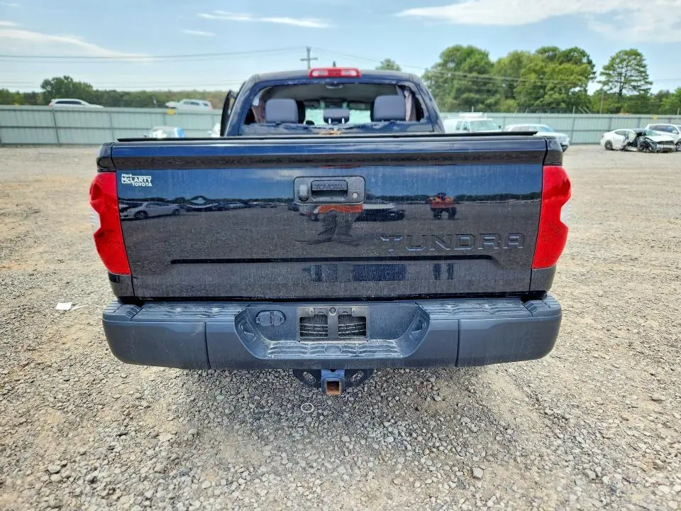2021 TOYOTA TUNDRA SR  