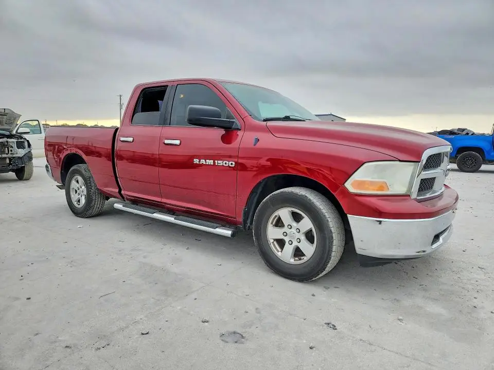 2012 DODGE RAM 1500 SLT  