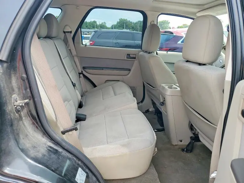 2012 FORD ESCAPE XLT  