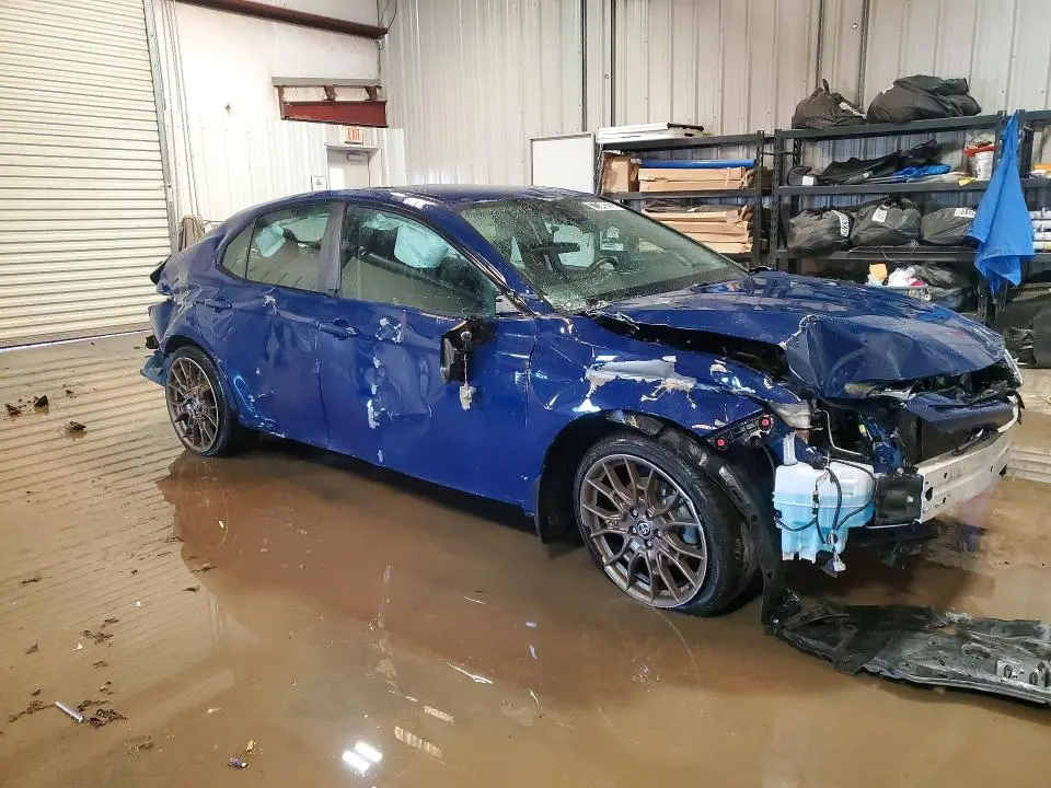 2023 TOYOTA CAMRY SE NIGHTSHADE  