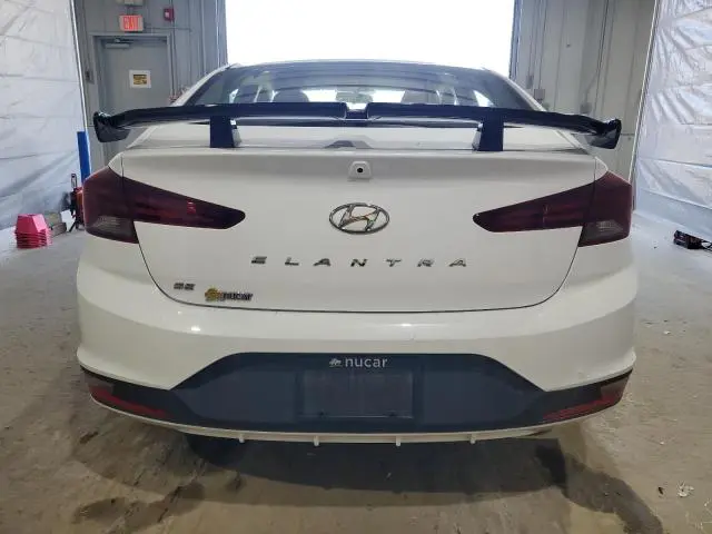 2019 HYUNDAI ELANTRA SE  