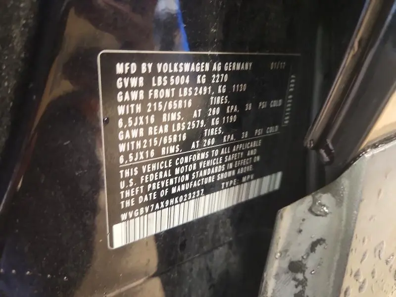 2017 VOLKSWAGEN TIGUAN S  