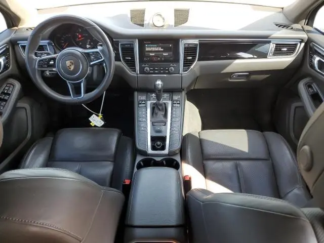 2017 PORSCHE MACAN   