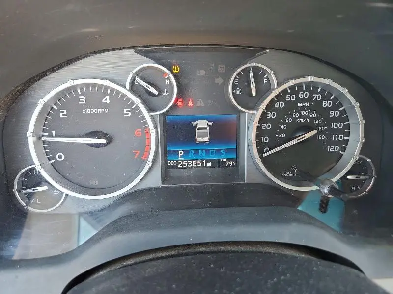 2016 TOYOTA TUNDRA SR5  