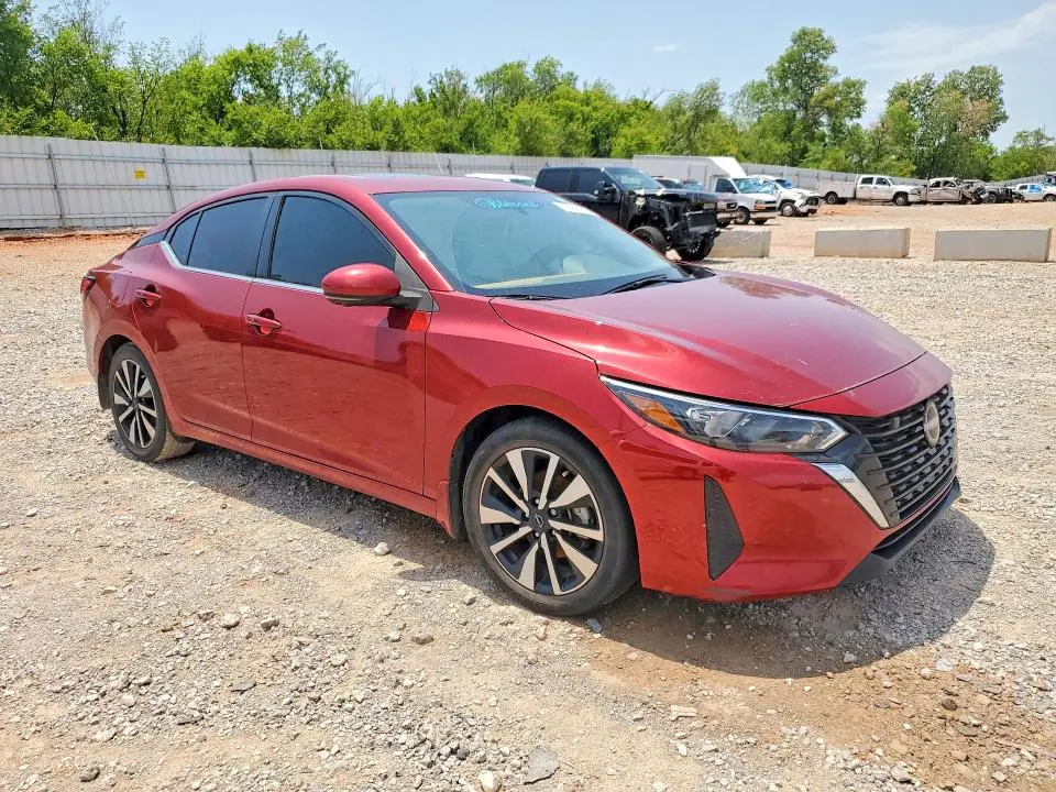 2024 NISSAN SENTRA SV  