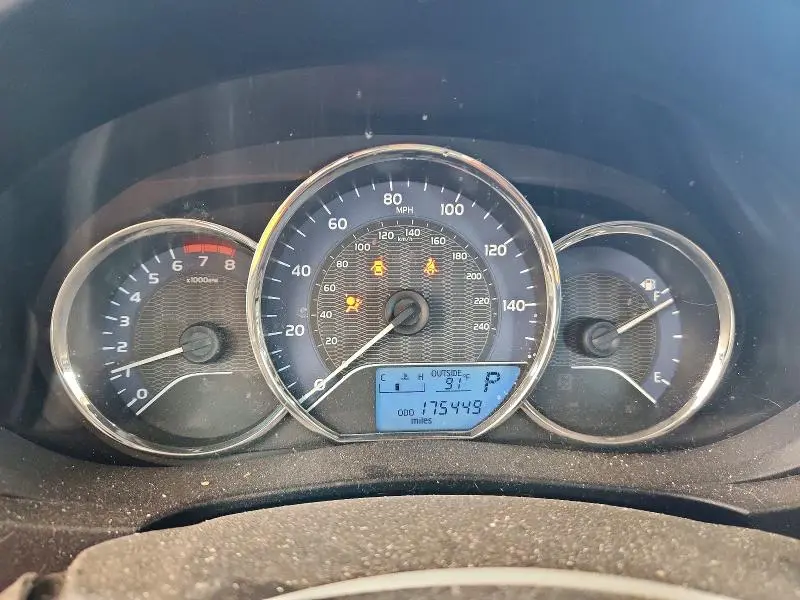 2014 TOYOTA COROLLA LE PLUS  