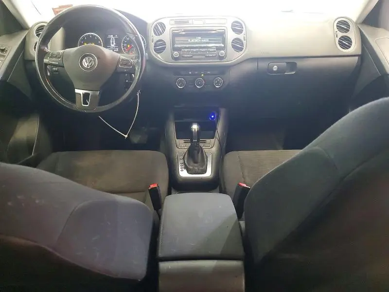 2013 VOLKSWAGEN TIGUAN S  
