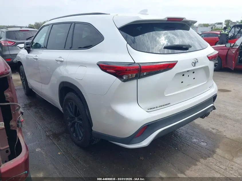 2023 TOYOTA HIGHLANDER XSE