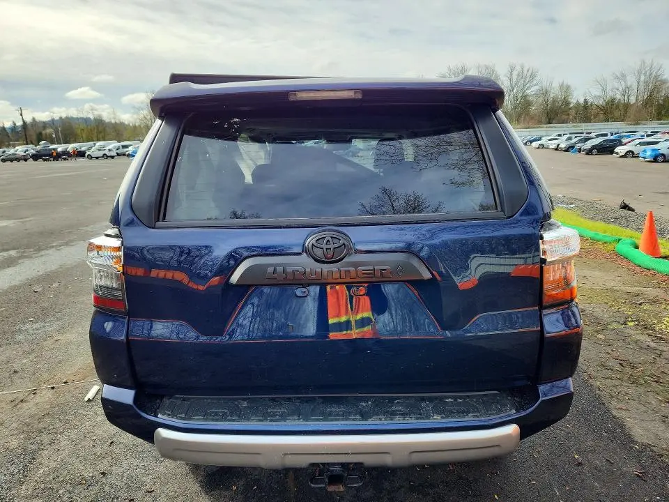 2024 TOYOTA 4RUNNER TRD OFF-ROAD PREMIUM  