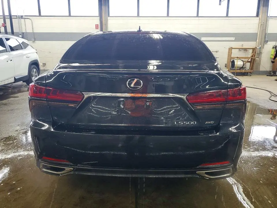 2024 LEXUS LS 500  