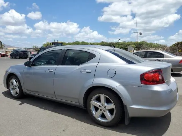 2013 DODGE AVENGER SE  