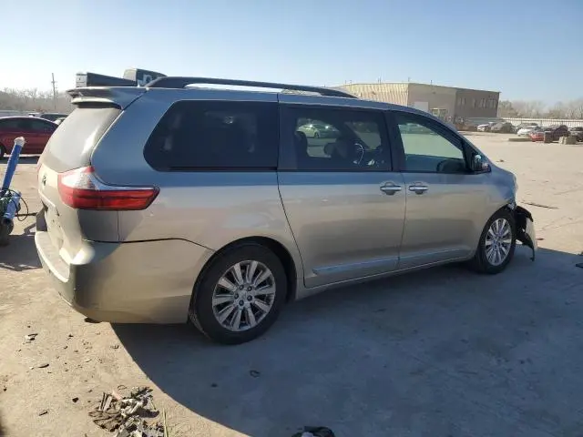2015 TOYOTA SIENNA XLE  
