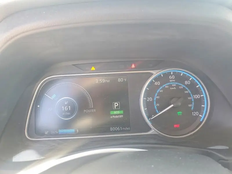 2023 NISSAN LEAF SV PLUS  