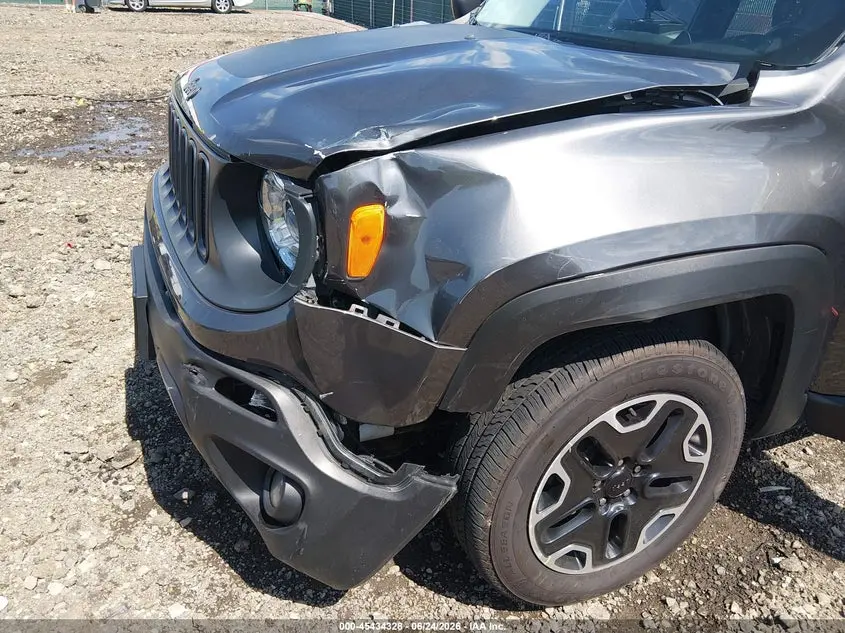 2017 JEEP RENEGADE TRAILHAWK 4X4
