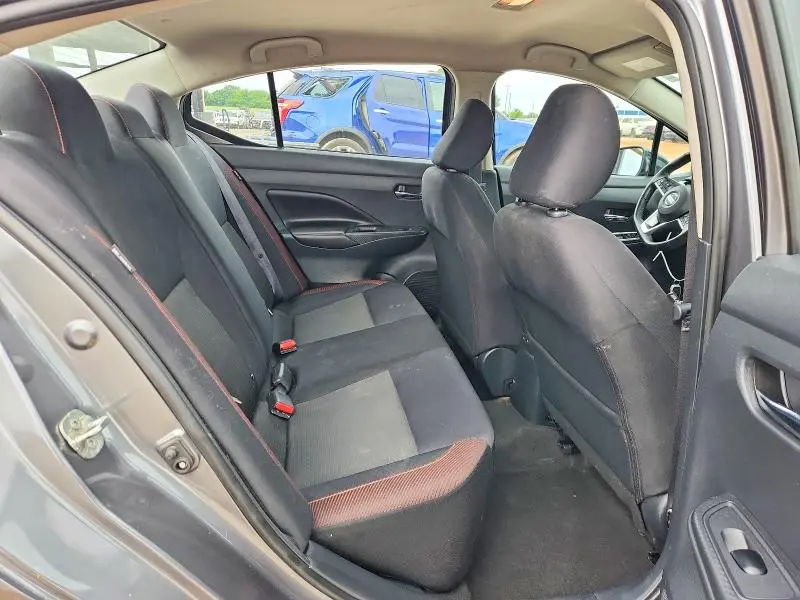 2021 NISSAN VERSA SR  