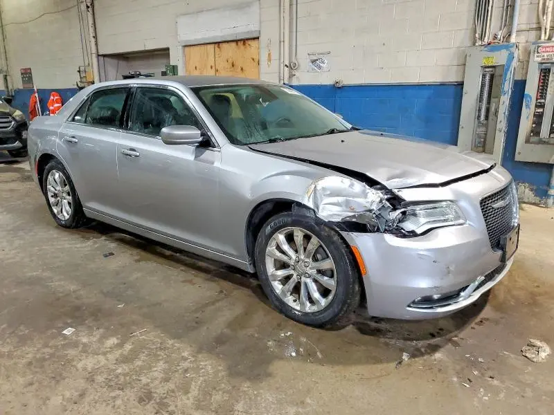2015 CHRYSLER 300 LIMITED  