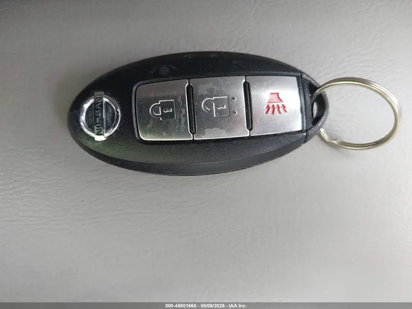 2015 NISSAN QUEST S