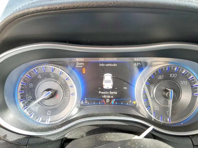 2015 CHRYSLER 300 LIMITED  